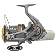 Mulineta Daiwa 24 Crosscast Surf 45SCW 5000C QD